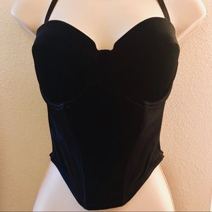 sexy victoria’s secret black velvet halter corset